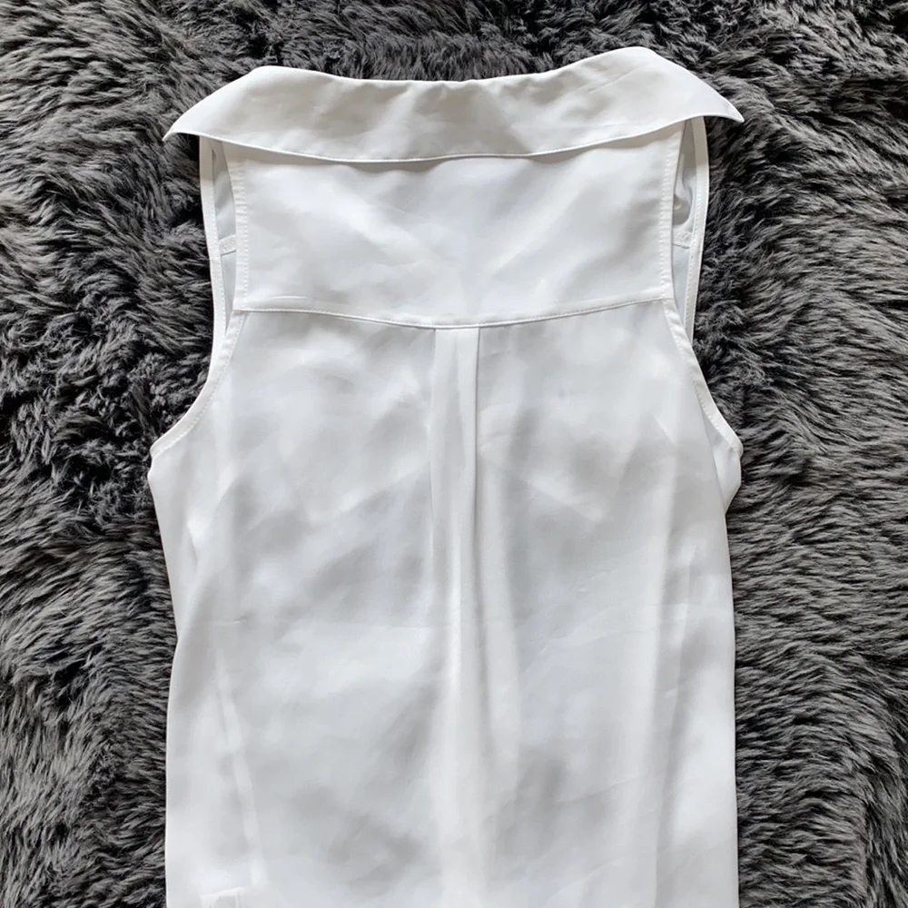 Express Button-up Blouse - Picture 7 of 8